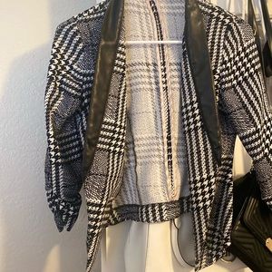 Cute XS cardigan